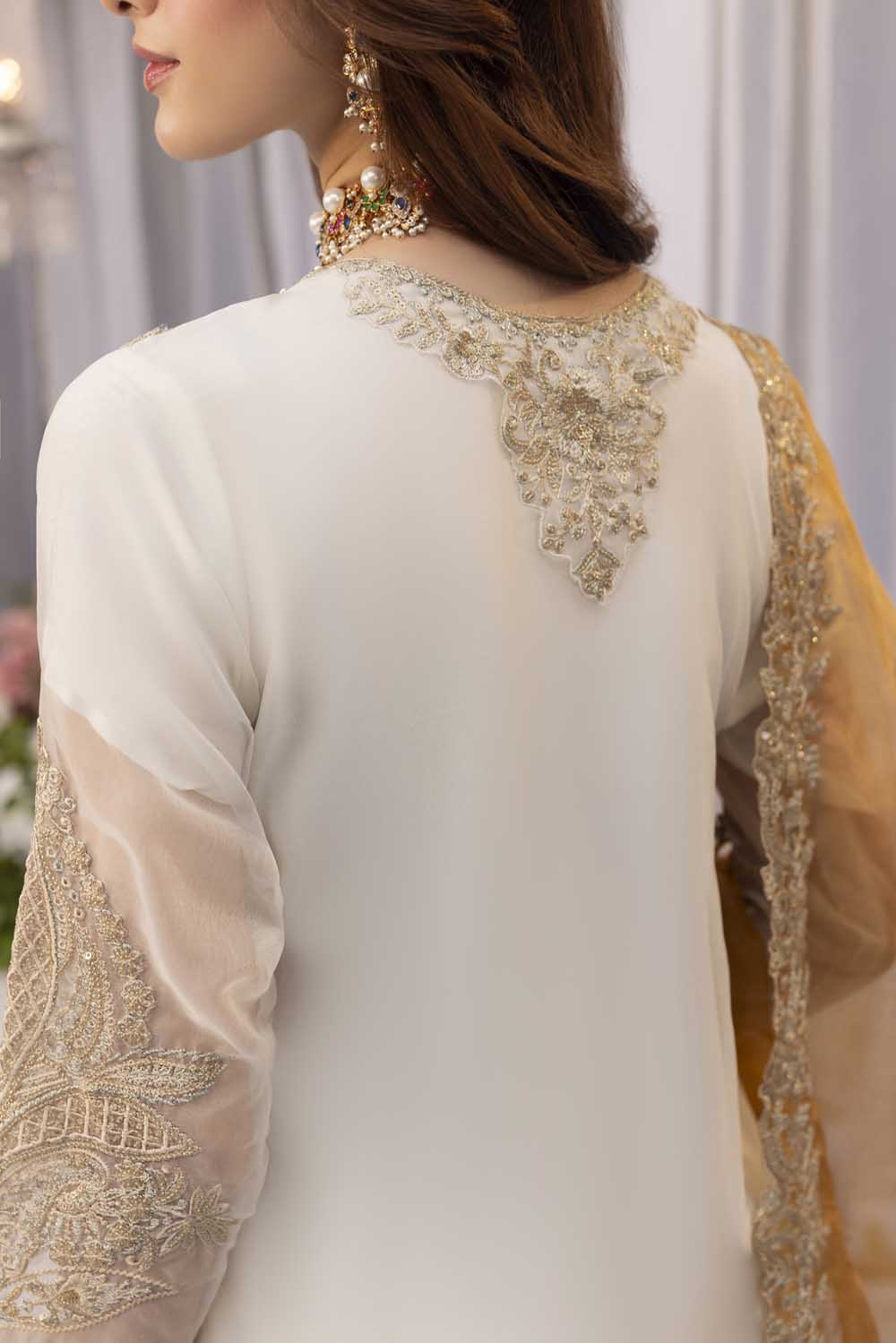 ZR-2569 | OFF-WHITE Zahra Rubab
