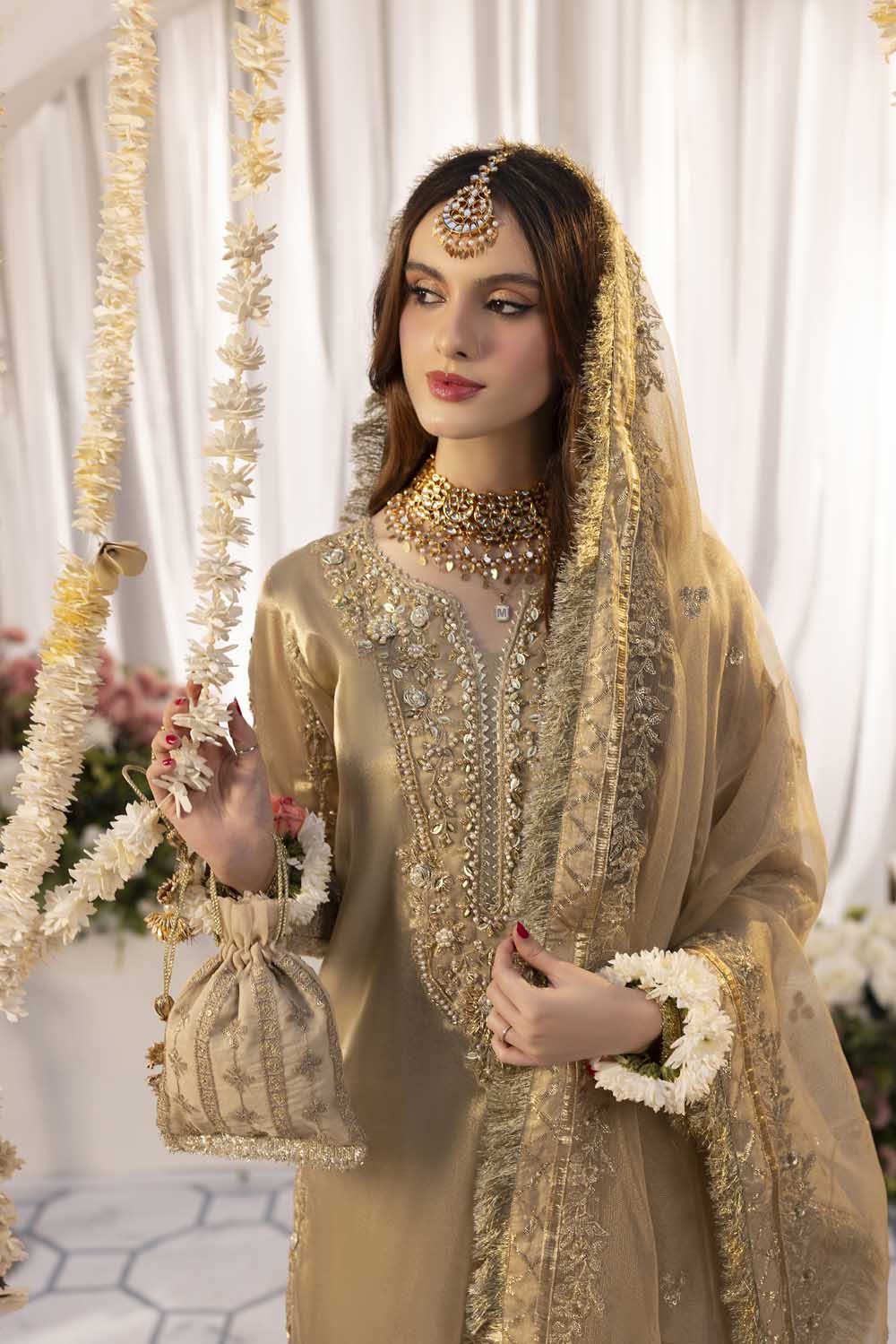 ZR-2570 | GOLD Zahra Rubab