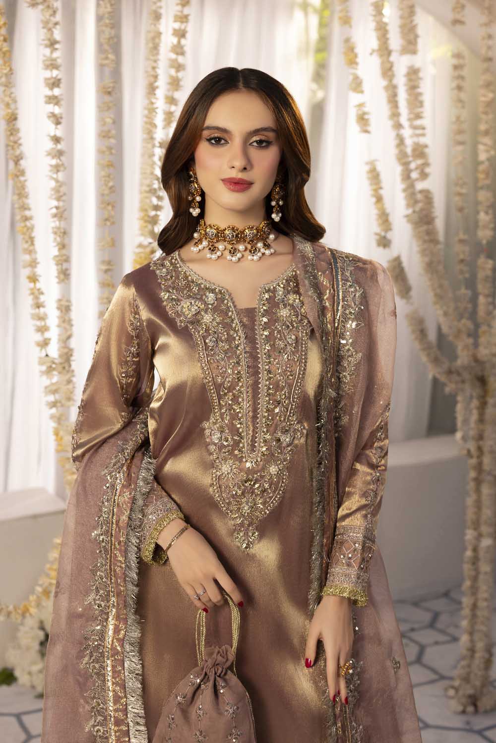 ZR-2570 | T-PINK Zahra Rubab