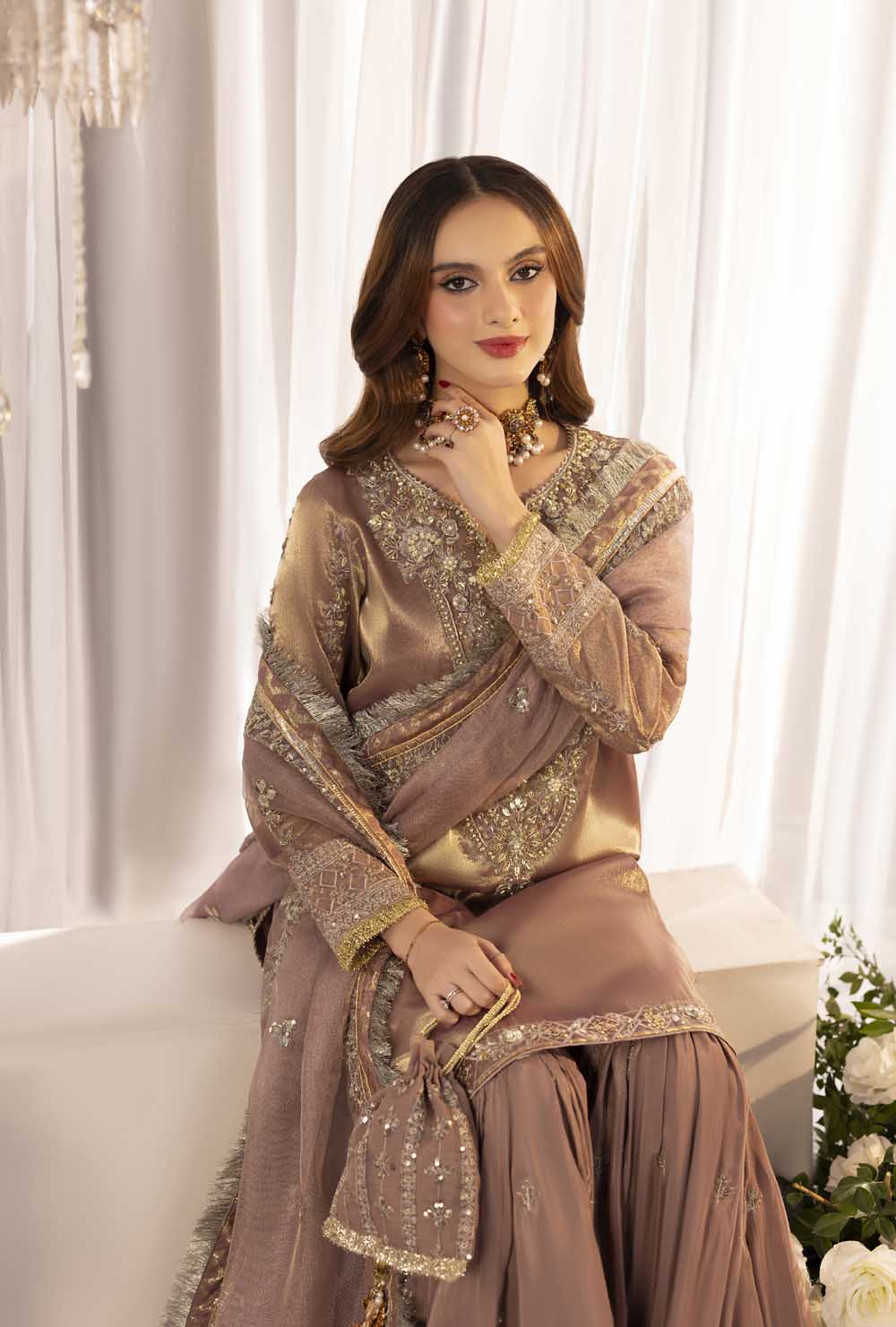 ZR-2570 | T-PINK Zahra Rubab