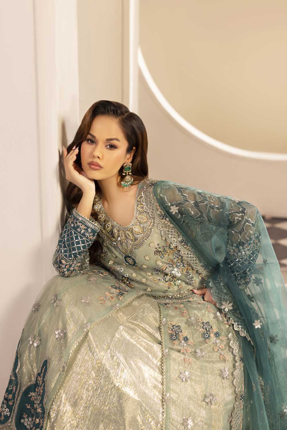 ZR-2587 | TEAL Zahra Rubab