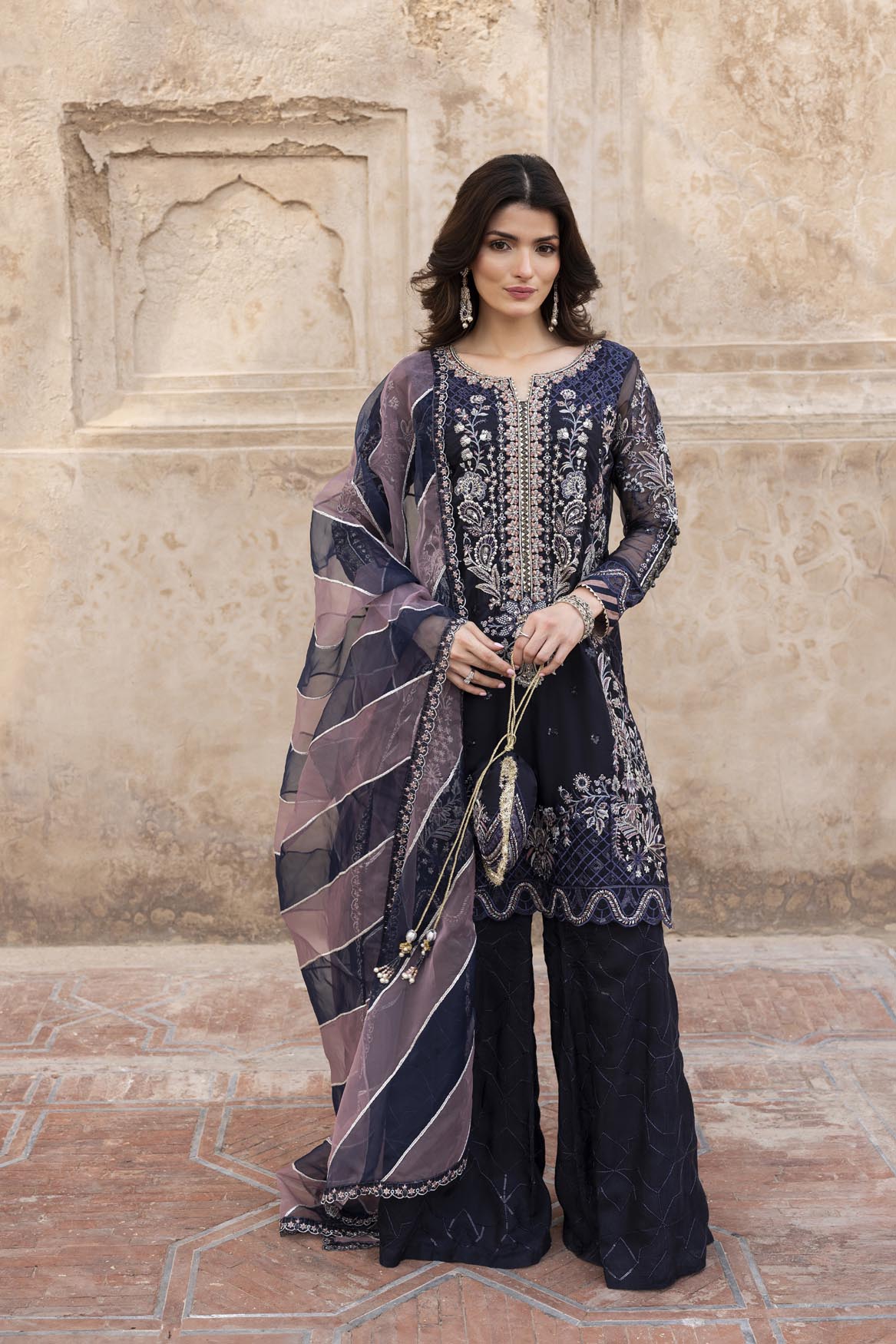 ZR-2552 | ZEENAT Zahra Rubab