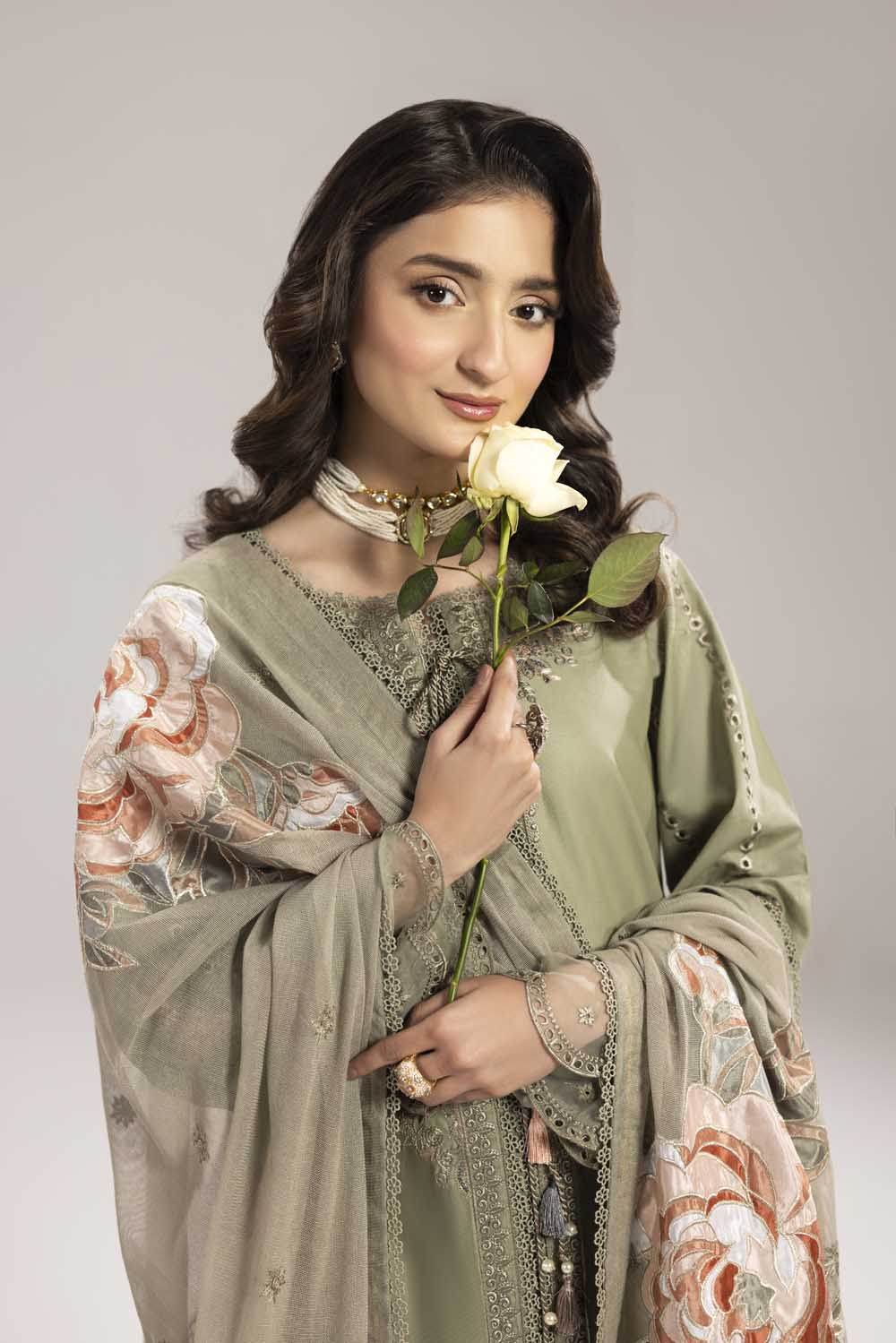 ZR-2621 | MOUSE GRAY Zahra Rubab