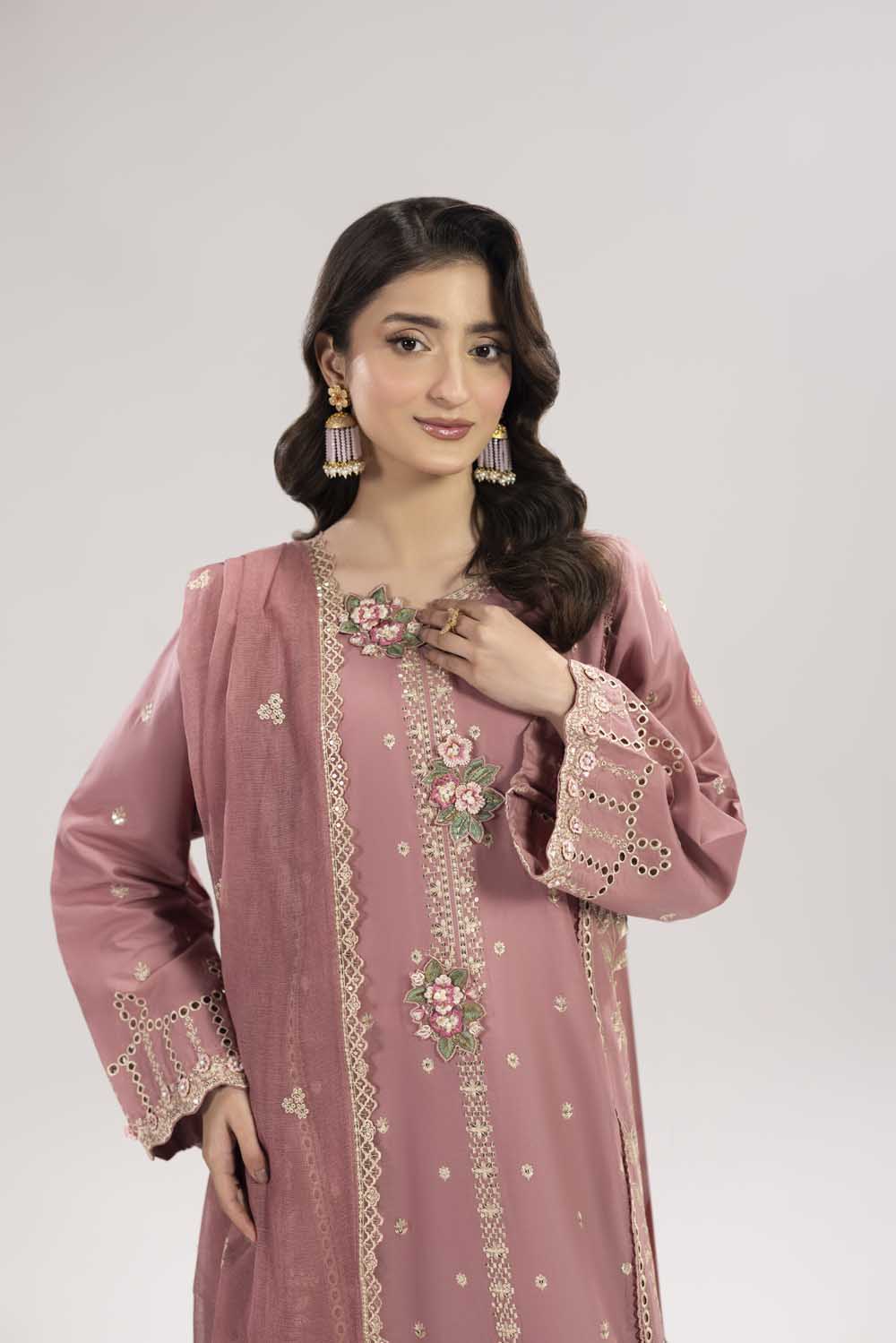 ZR-2619 | T-PINK Zahra Rubab
