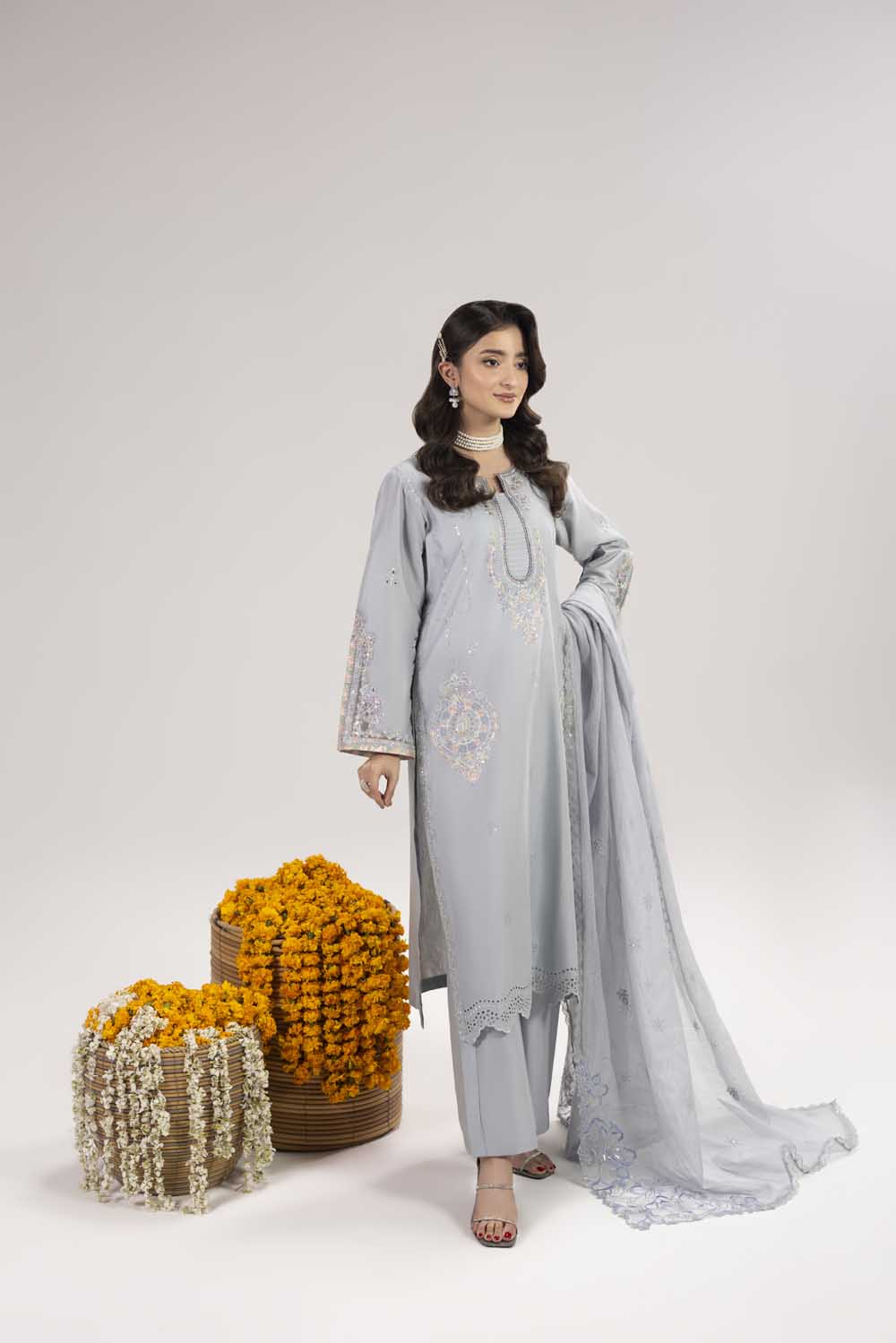 ZR-2617 | GRAY Zahra Rubab