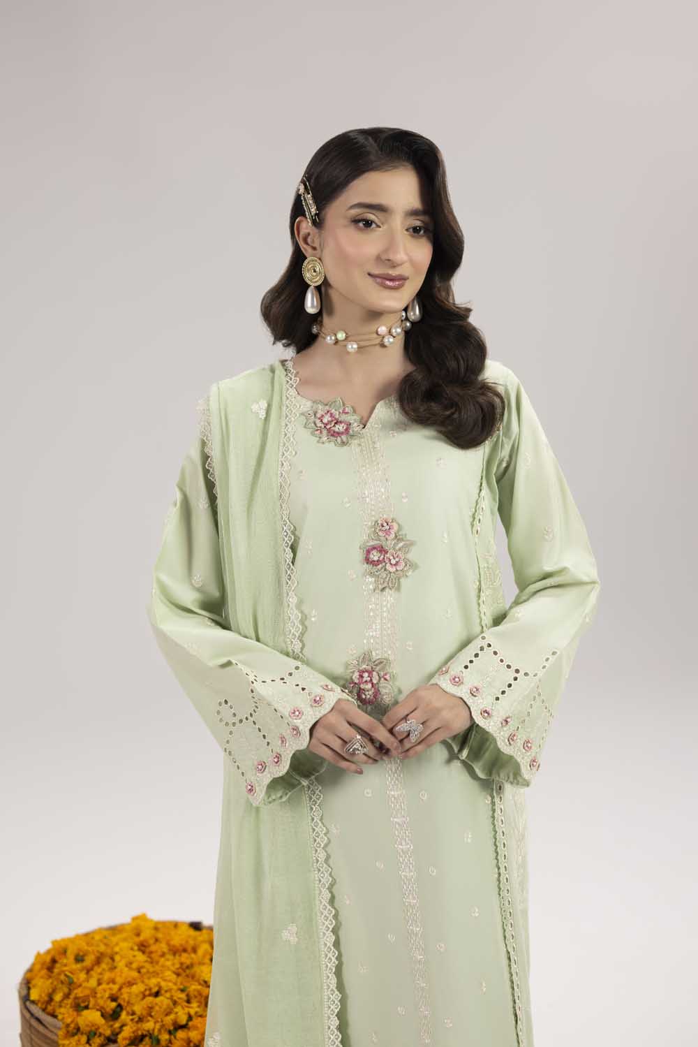 ZR-2619 | PISTA Zahra Rubab