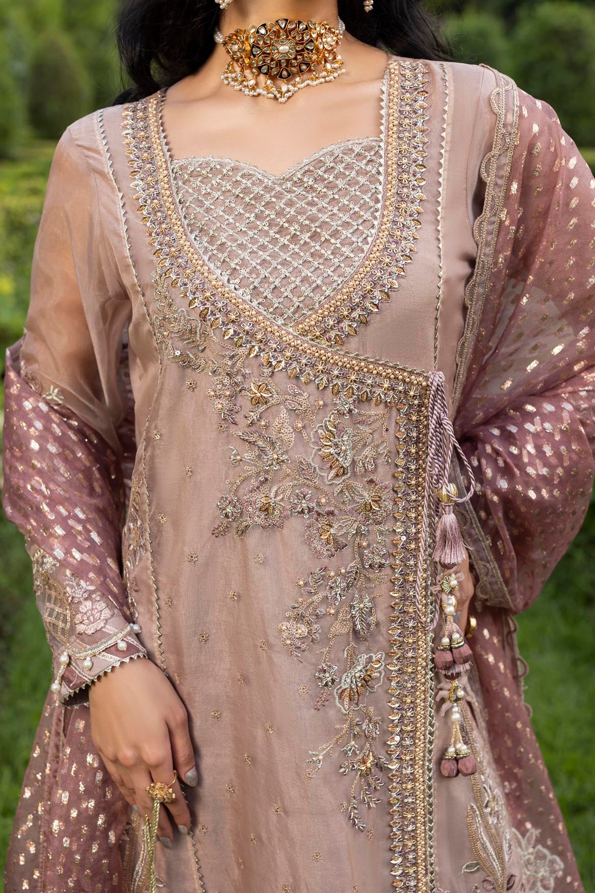 ZR-2555 | NAIN TARA Zahra Rubab