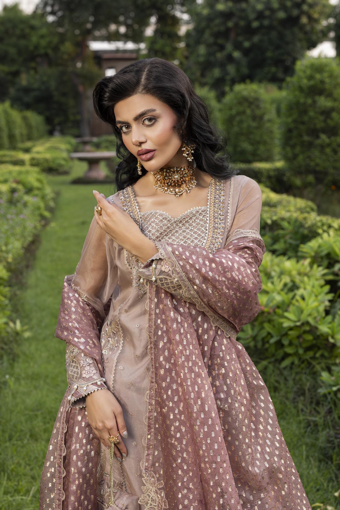 ZR-2555 | NAIN TARA Zahra Rubab