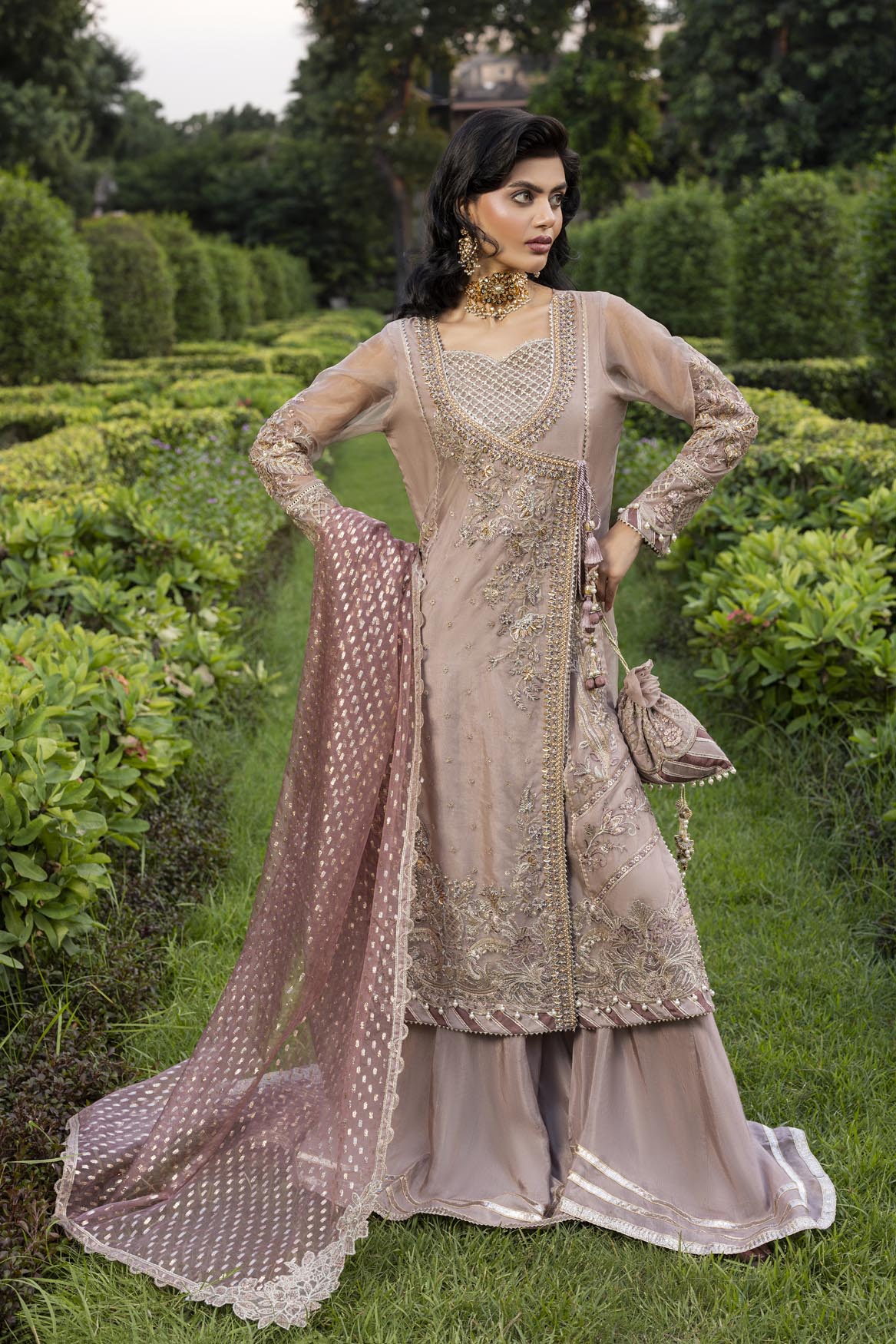 ZR-2555 | NAIN TARA Zahra Rubab