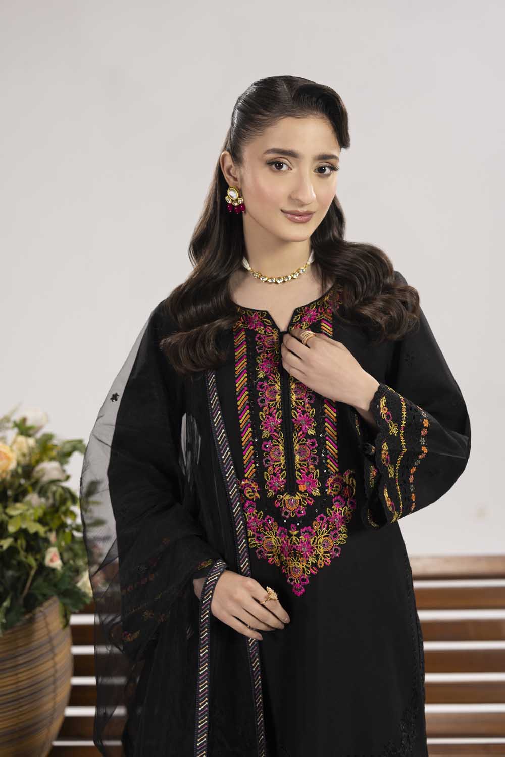 ZR-2622 | BLACK Zahra Rubab