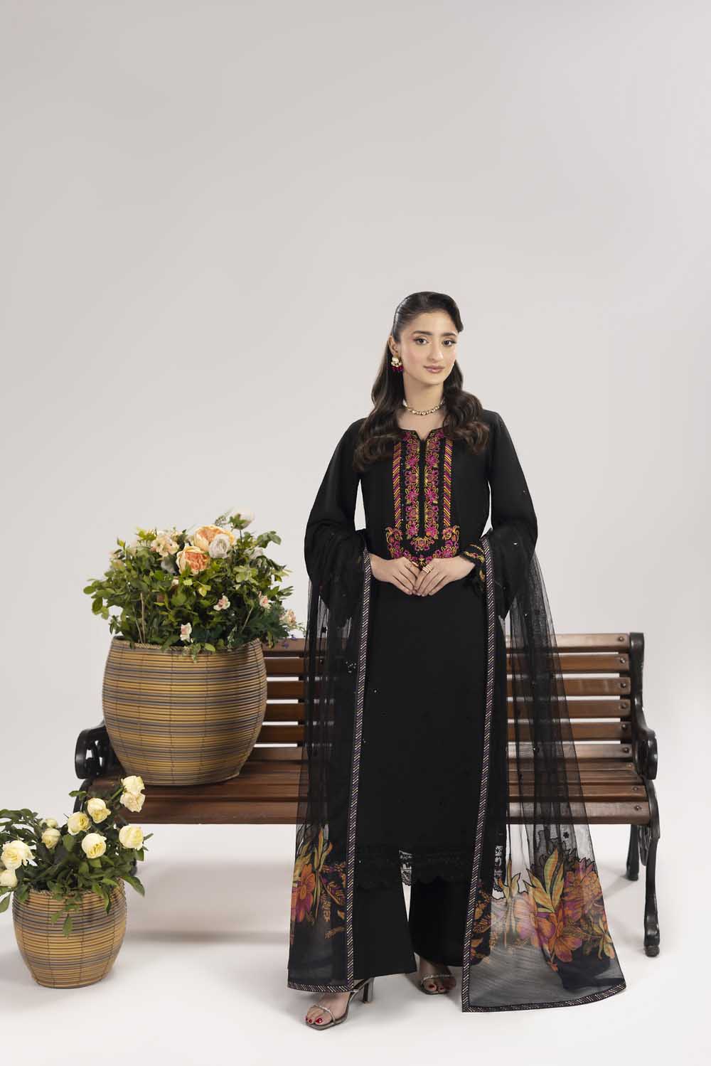 ZR-2622 | BLACK Zahra Rubab