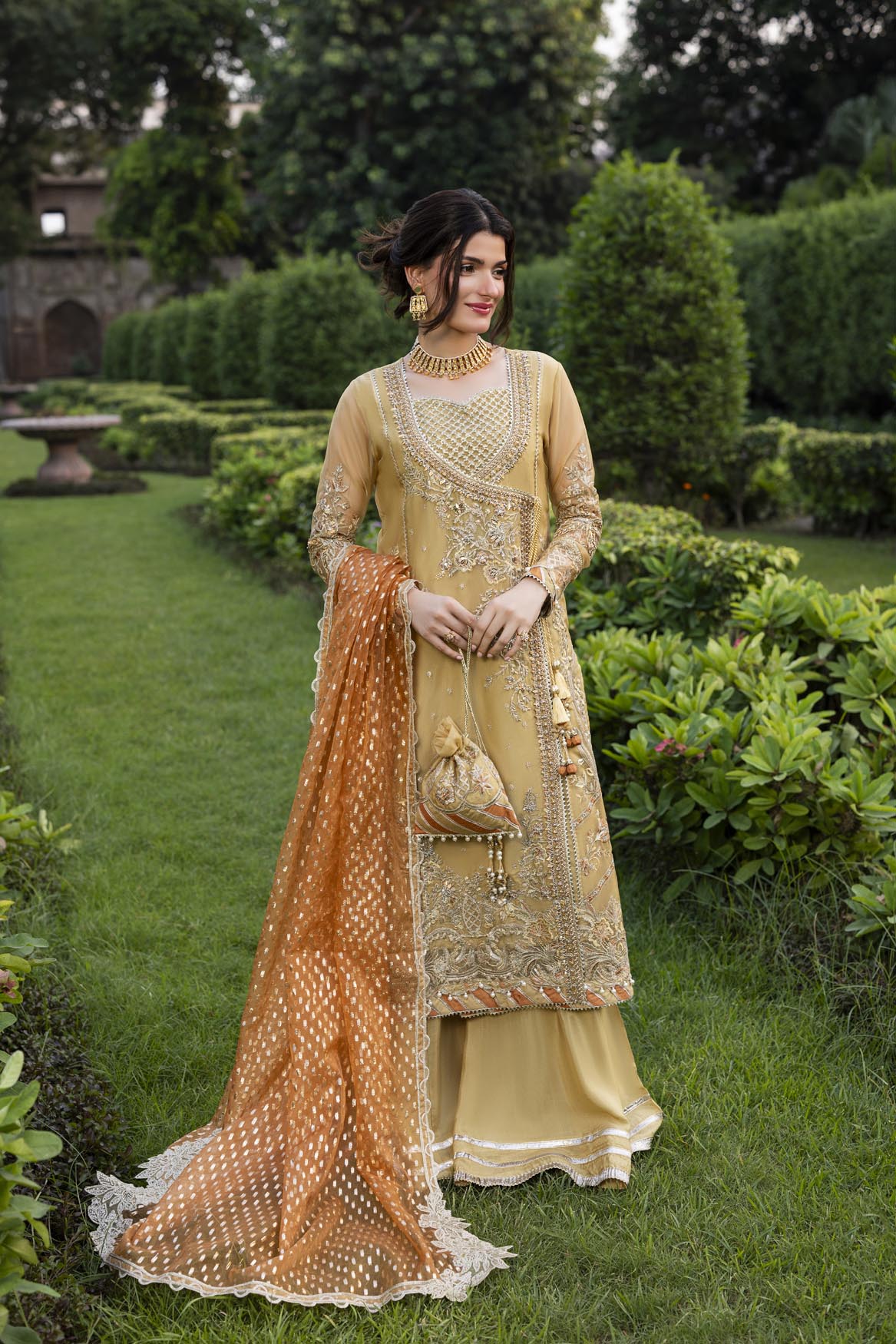 ZR-2555 | JAMAL Zahra Rubab
