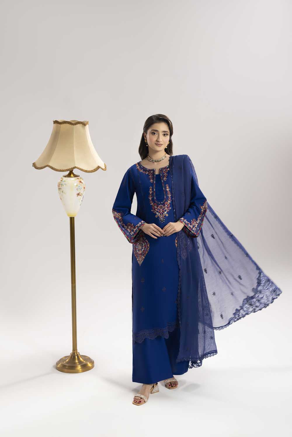 ZR-2617 | BLUE Zahra Rubab