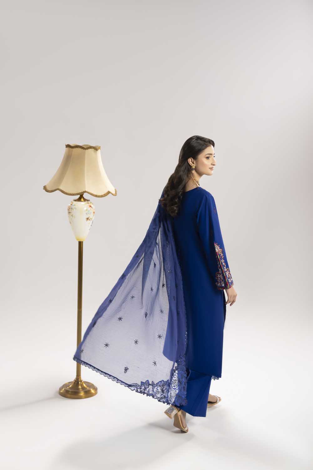 ZR-2617 | BLUE Zahra Rubab