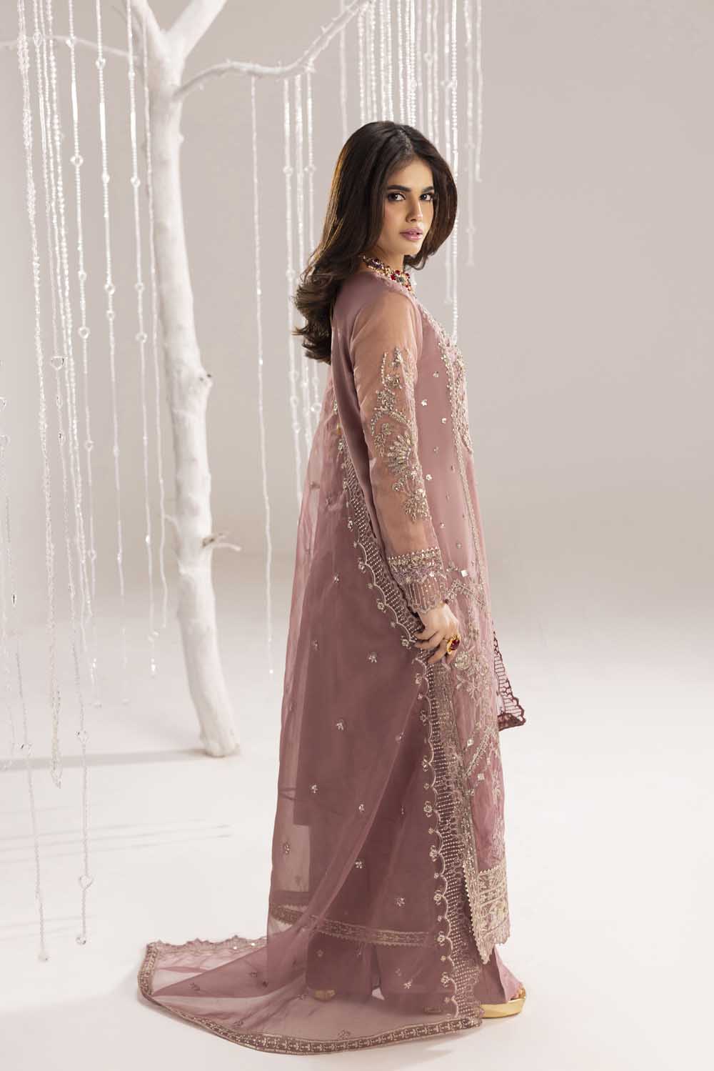 ZR-2565 | T-PINK Zahra Rubab