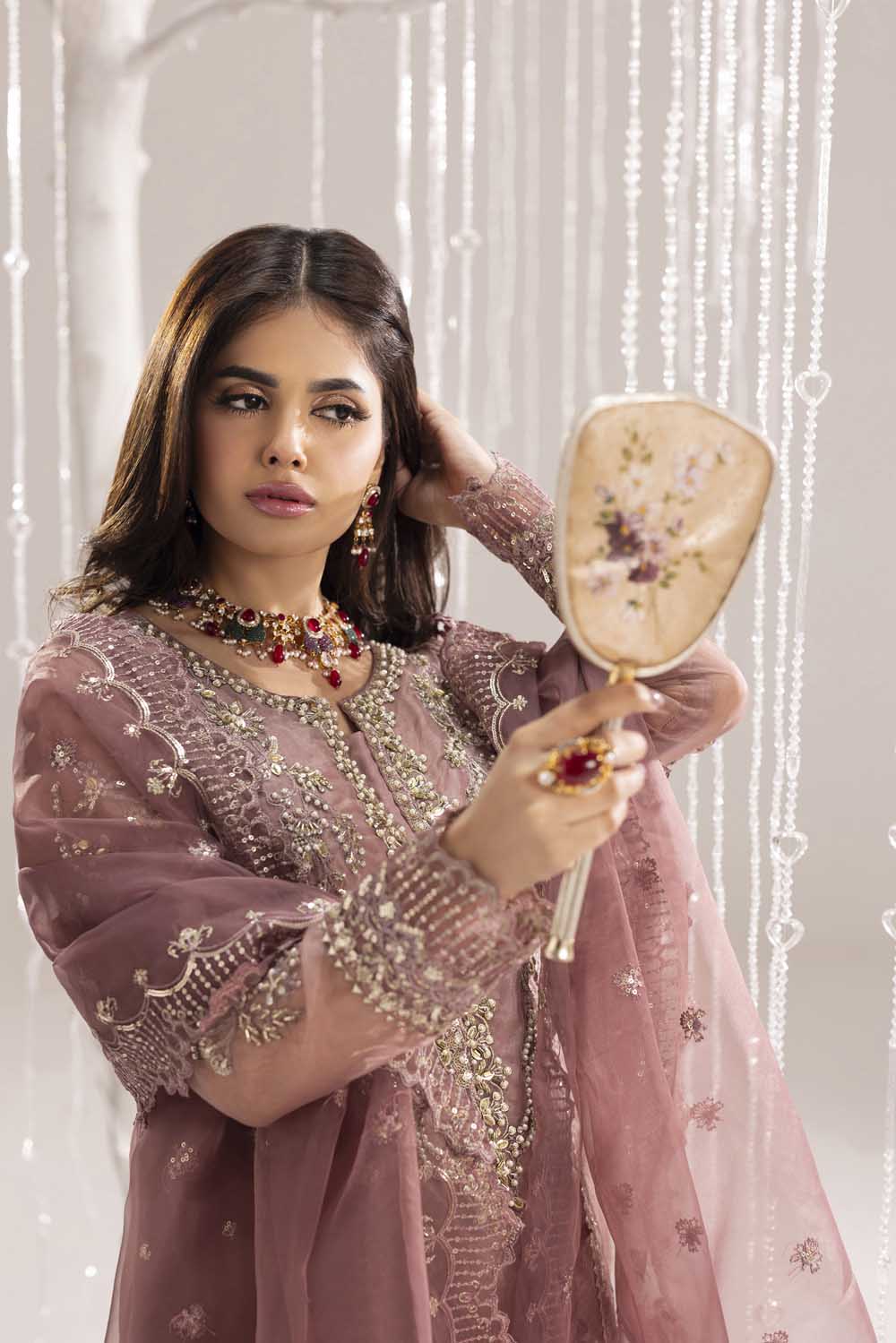 ZR-2565 | T-PINK Zahra Rubab