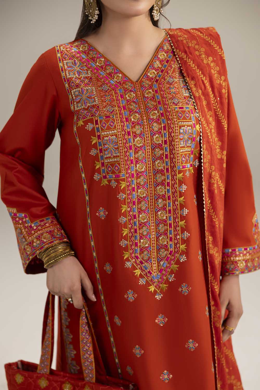 ZR-2633 | RUST Zahra Rubab