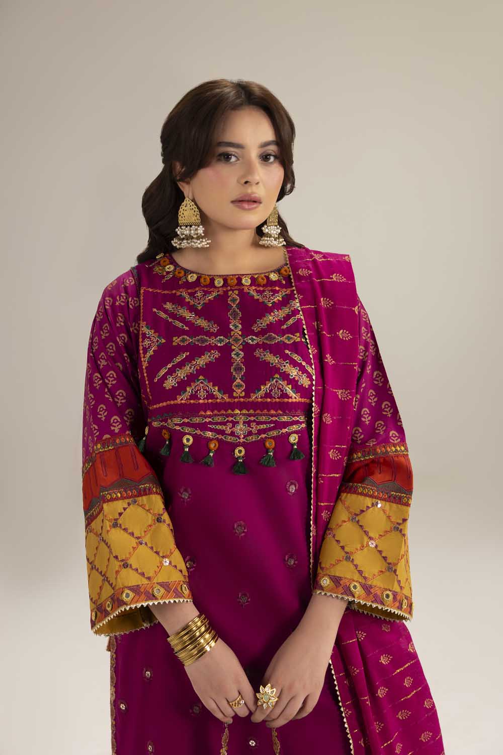 ZR-2634 | MAGENTA Zahra Rubab