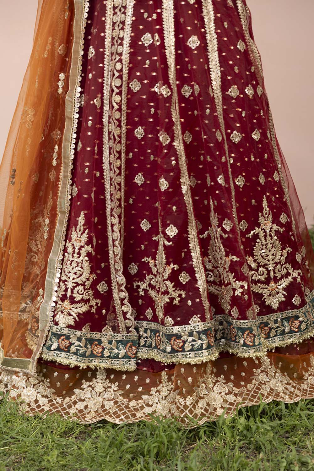 ZR-2360 | MAHROON Zahra Rubab