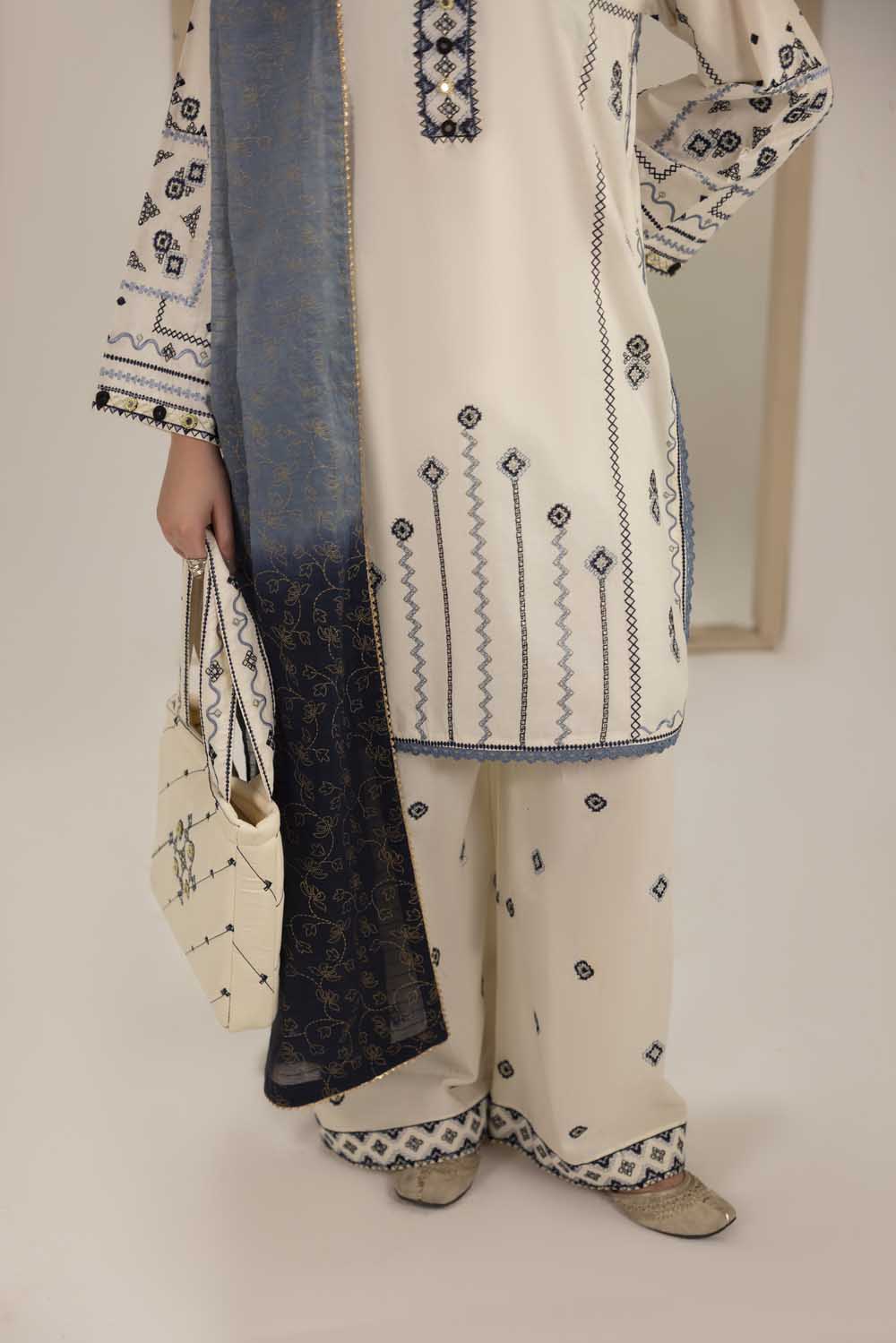 ZR-2631 | PEARL Zahra Rubab