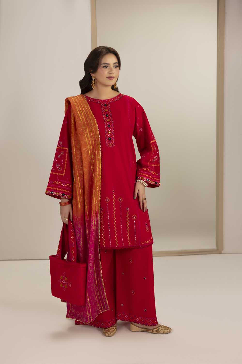 ZR-2631 | RED Zahra Rubab