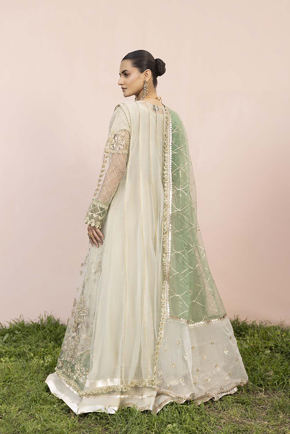 ZR-2406 | PISTA Zahra Rubab