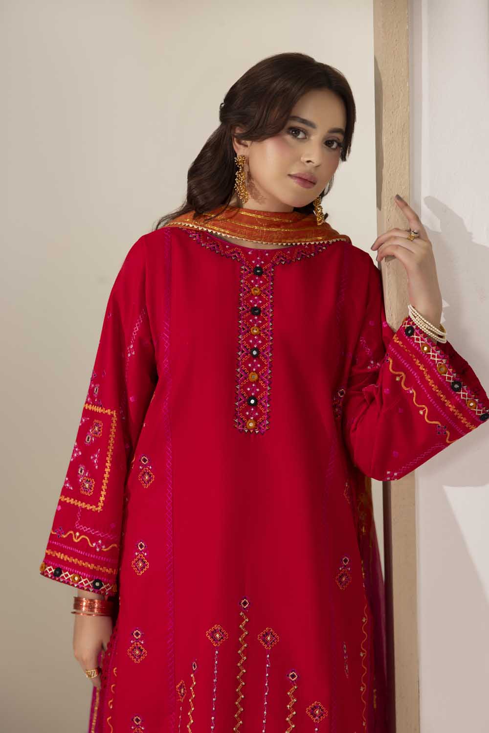 ZR-2631 | RED Zahra Rubab