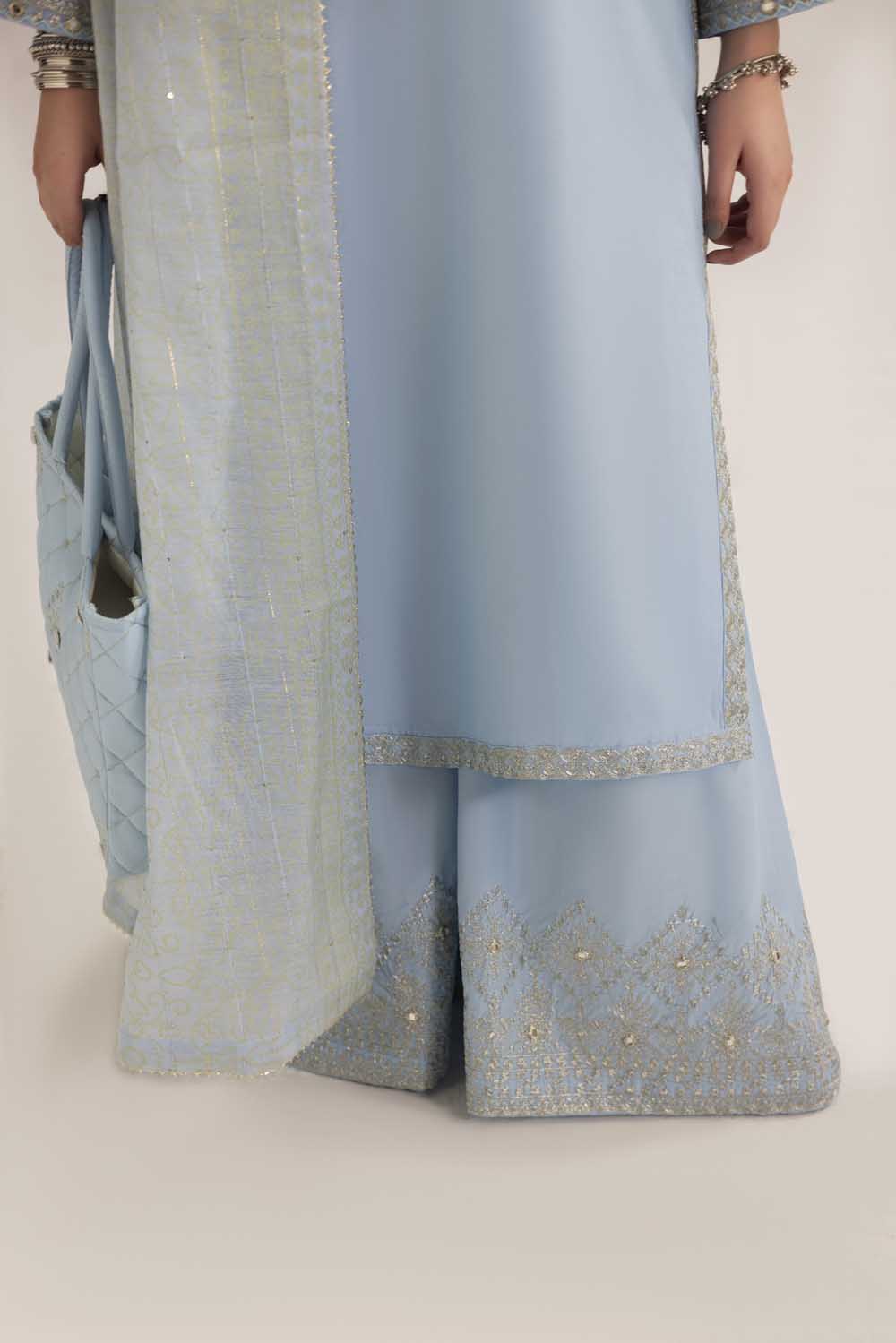 ZR-2632 | AQUA Zahra Rubab