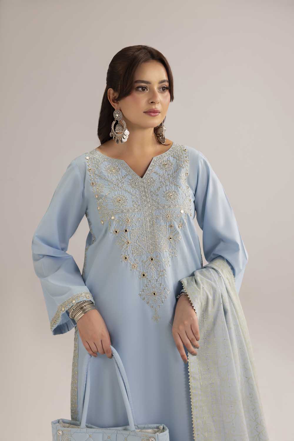 ZR-2632 | AQUA Zahra Rubab