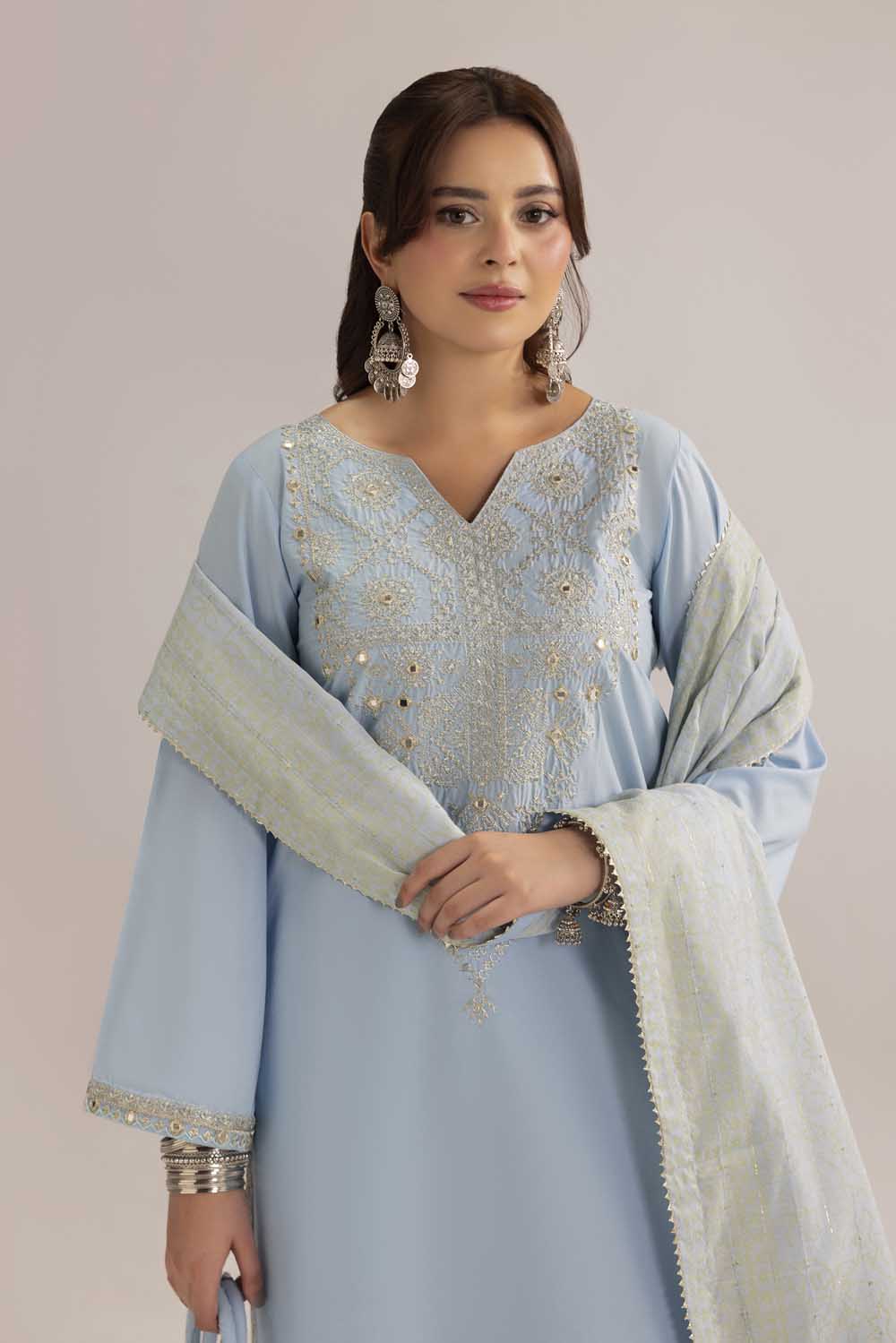 ZR-2632 | AQUA Zahra Rubab