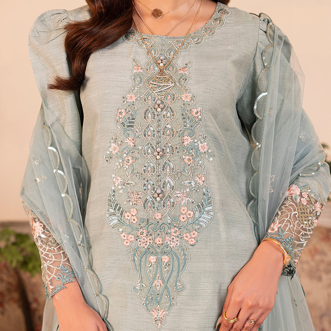 ZR-2530 | SAPPHIRE Zahra Rubab