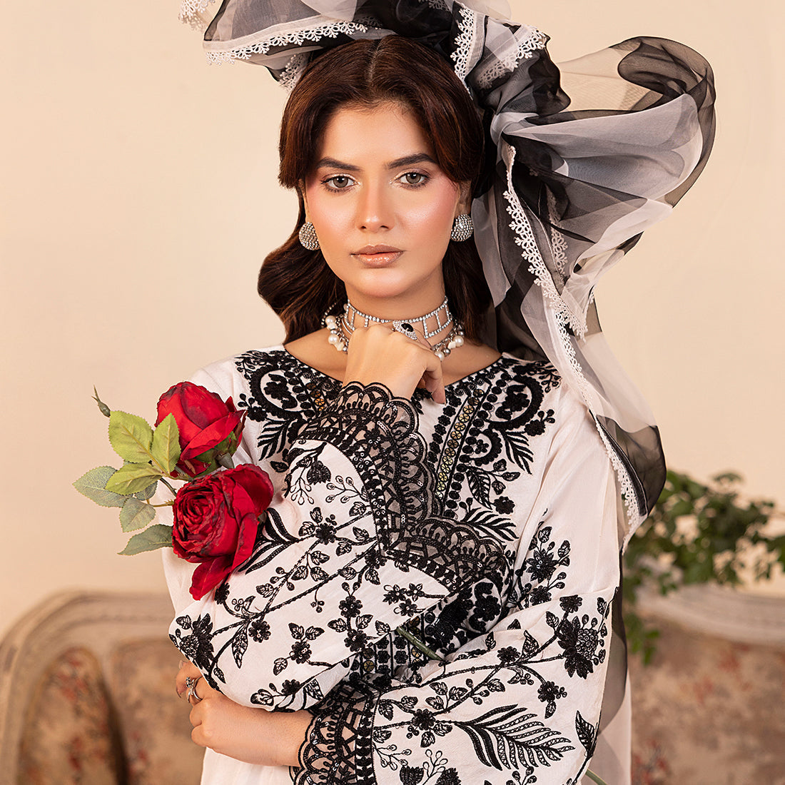 ZR-2526 | PEARL Zahra Rubab