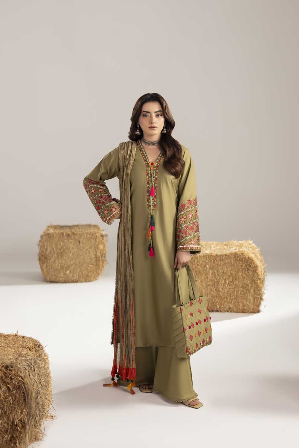 ZR-2616 | OLIVE Zahra Rubab