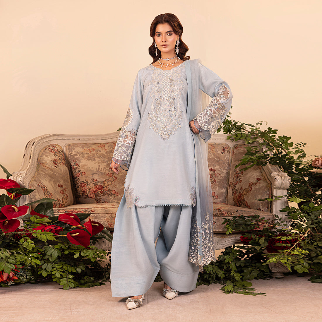 ZR-2529 | FROST Zahra Rubab