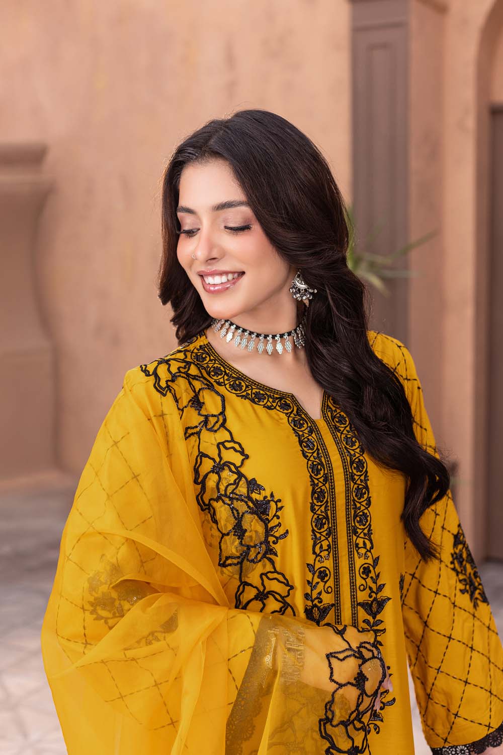 ZR-2580 | MUSTARD Zahra Rubab