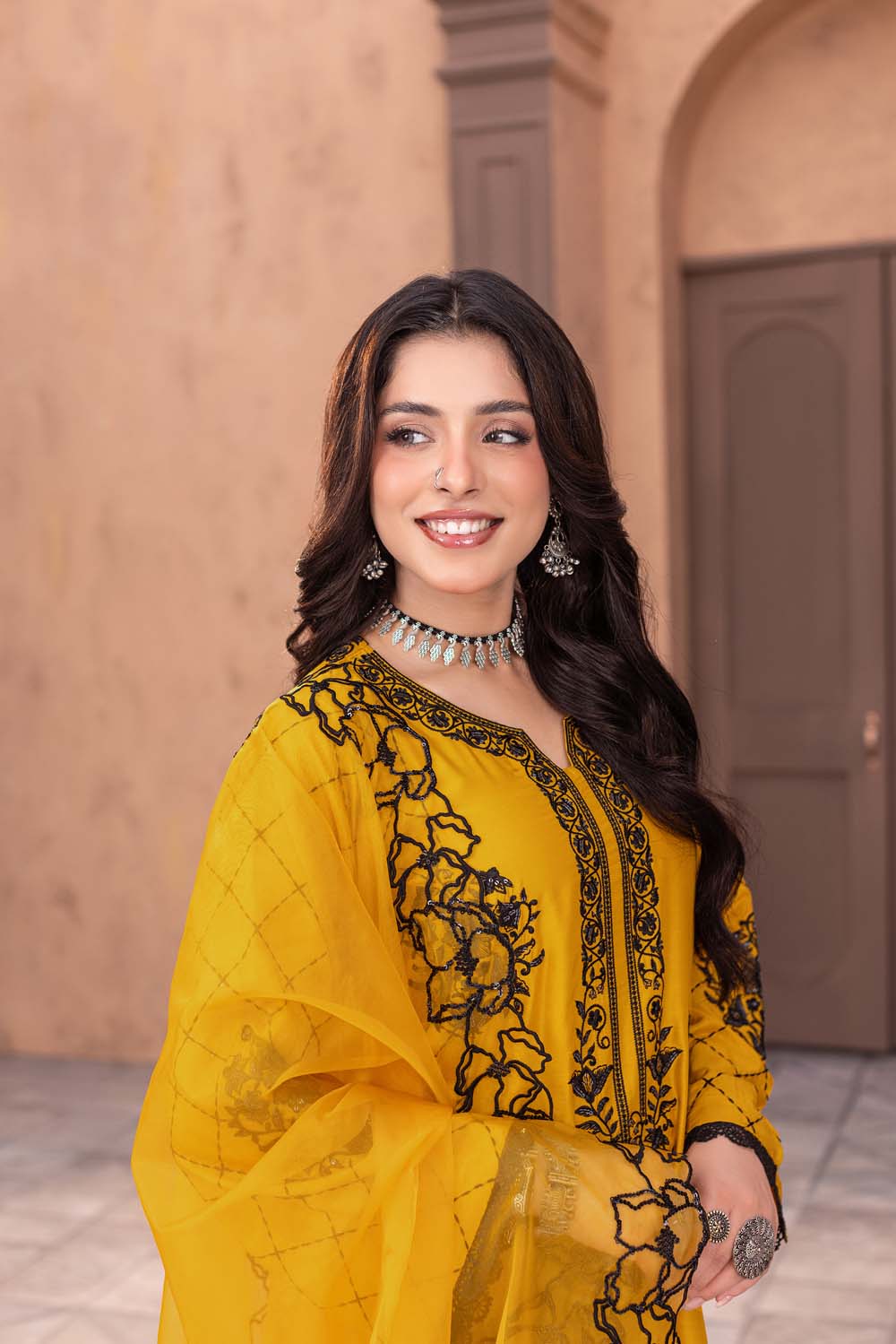 ZR-2580 | MUSTARD Zahra Rubab