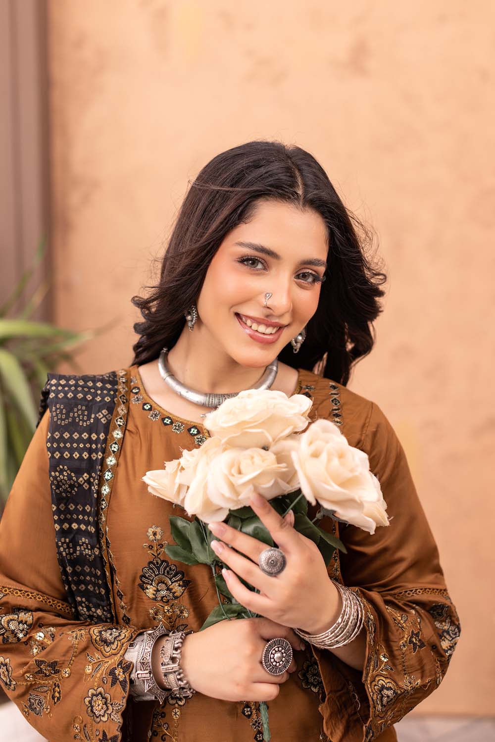 ZR-2582 | BROWN Zahra Rubab