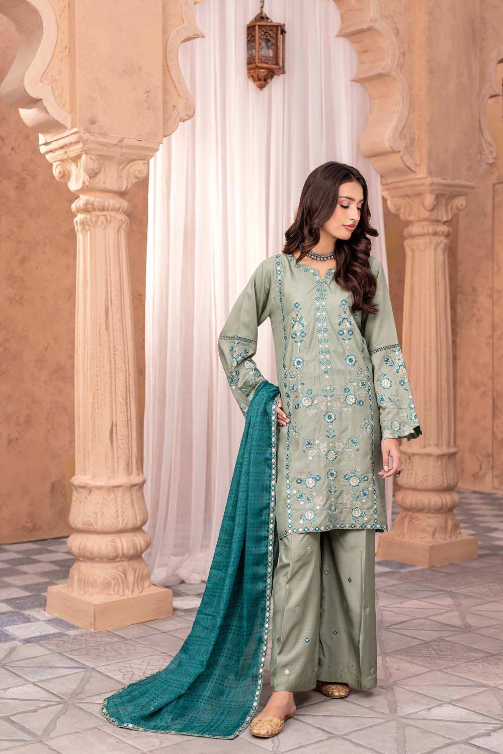 ZR-2582 | PISTA Zahra Rubab
