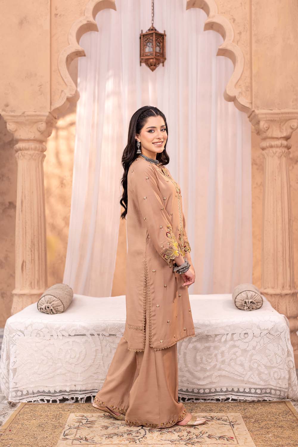 ZR-2583 | BEIGE Zahra Rubab