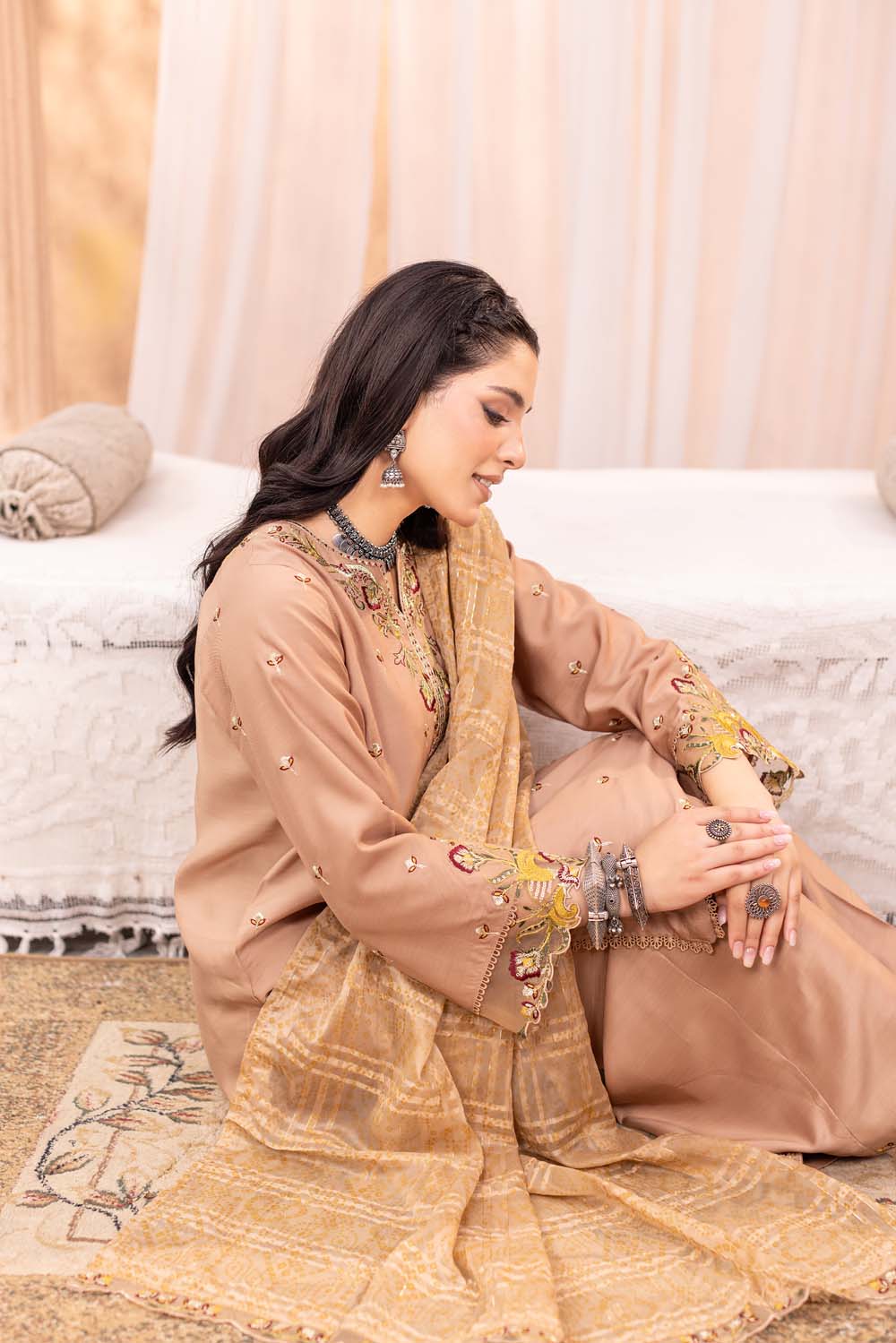 ZR-2583 | BEIGE Zahra Rubab