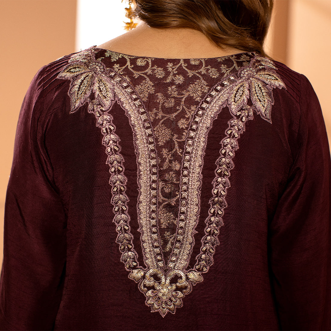 ZR-2507 | Cinnamon Zahra Rubab
