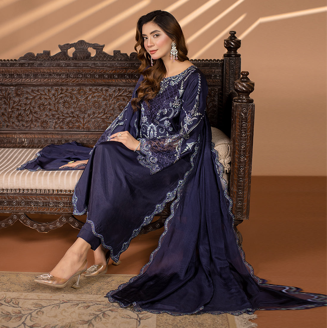 ZR-2505 | Sapphire Zahra Rubab