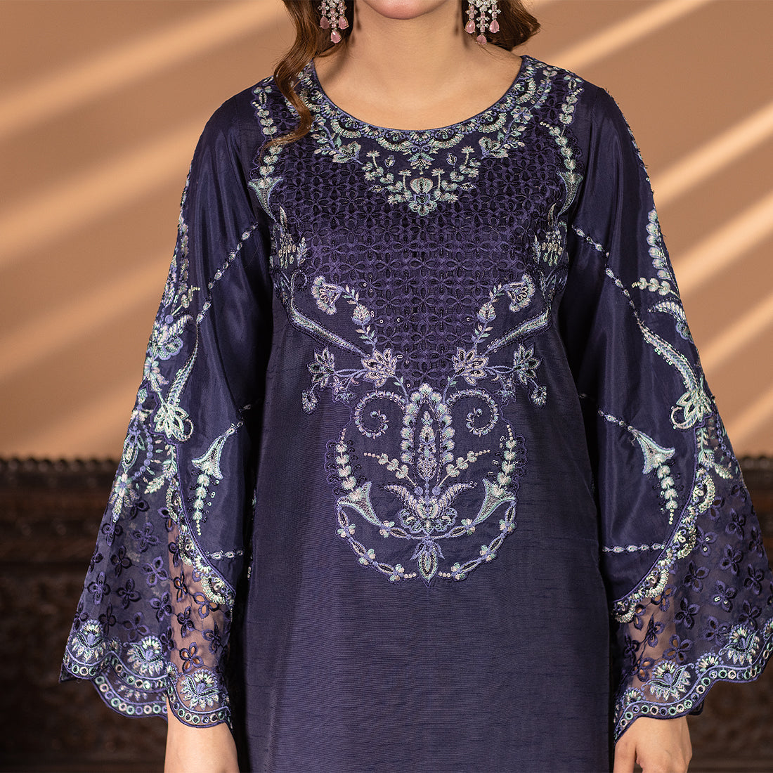 ZR-2505 | Sapphire Zahra Rubab