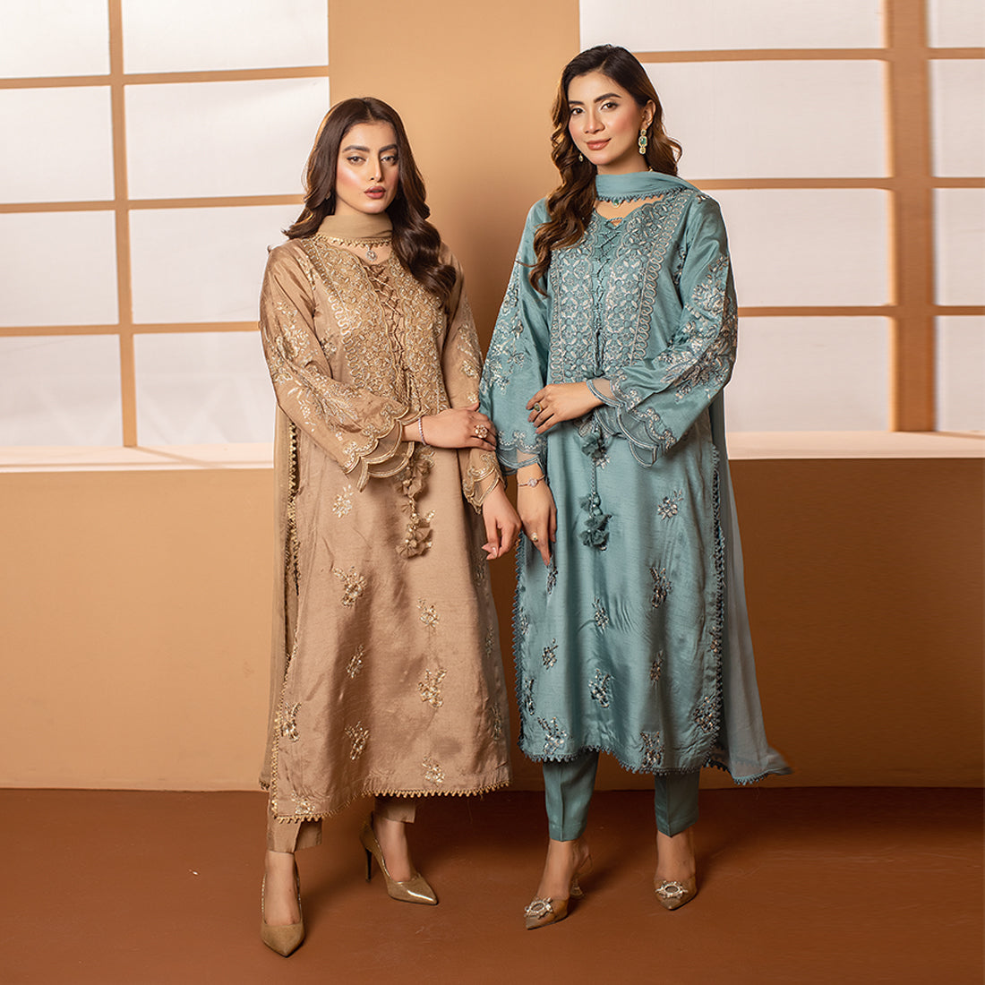 ZR-2508 | Turquoise Zahra Rubab