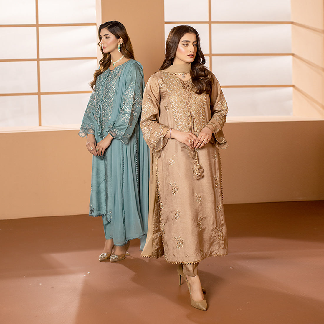 ZR-2508 | Beige Zahra Rubab