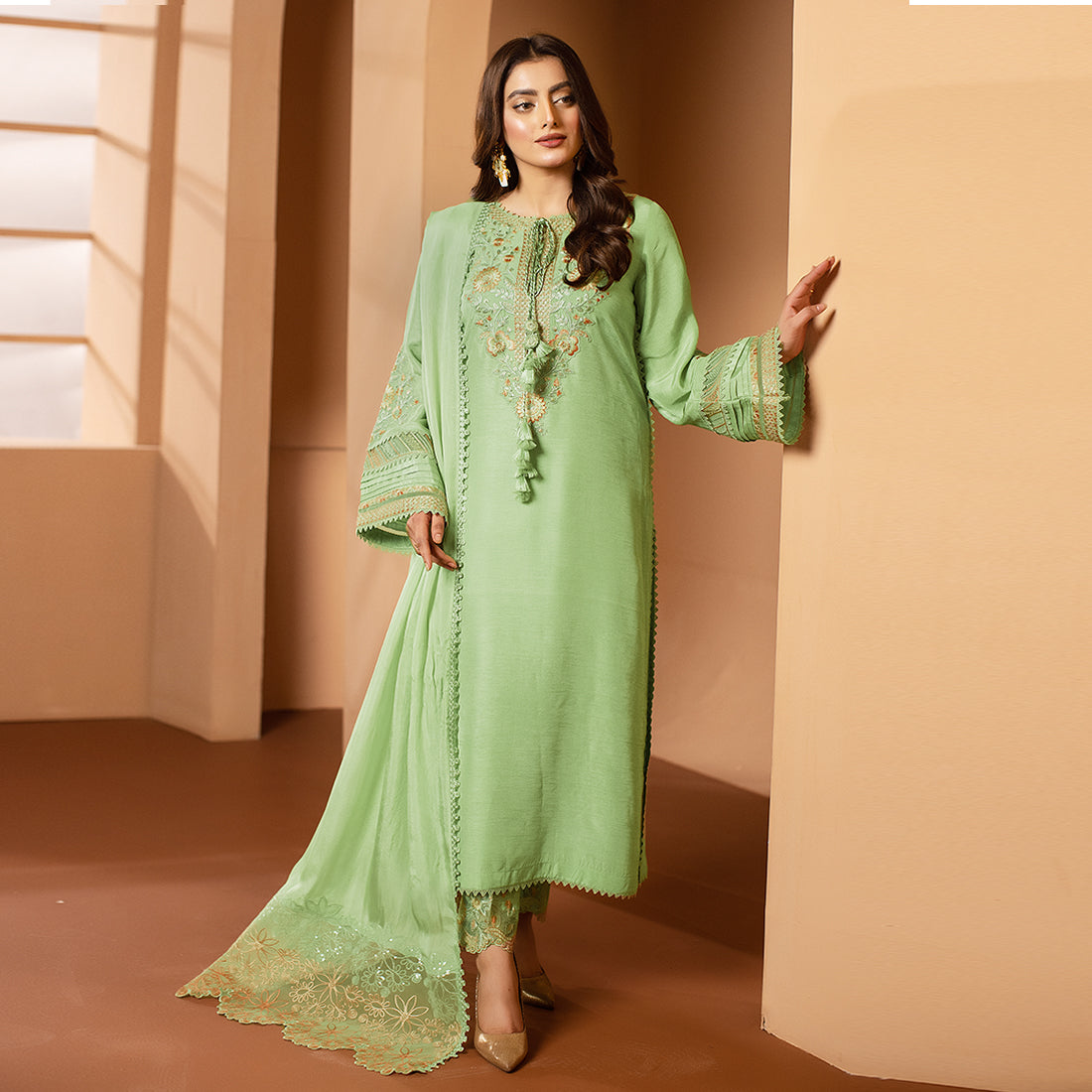 ZR-2506 | Mint Zahra Rubab