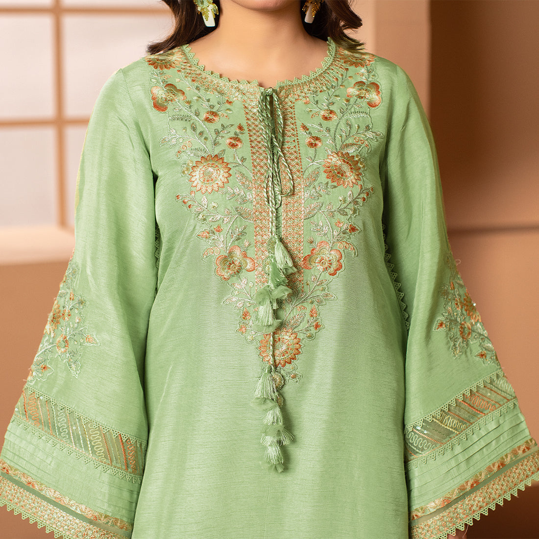 ZR-2506 | Mint Zahra Rubab