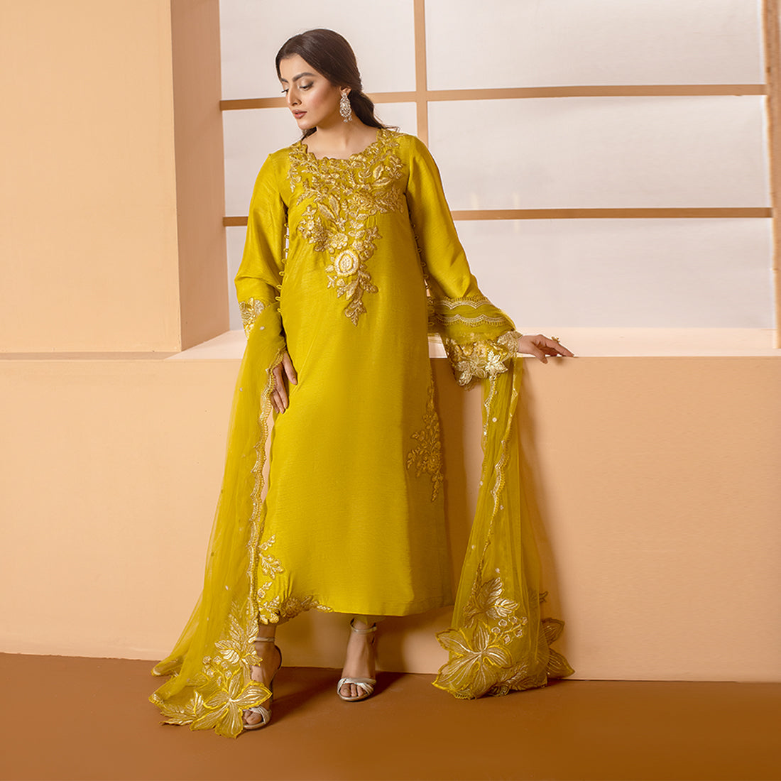 ZR-2504 | Dhaani Zahra Rubab