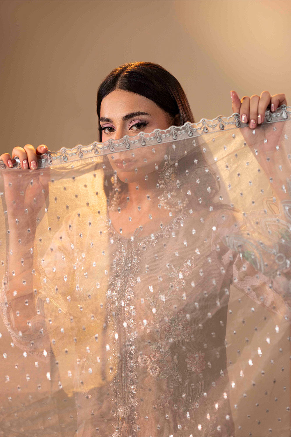 ZR-2541 | CORA Zahra Rubab