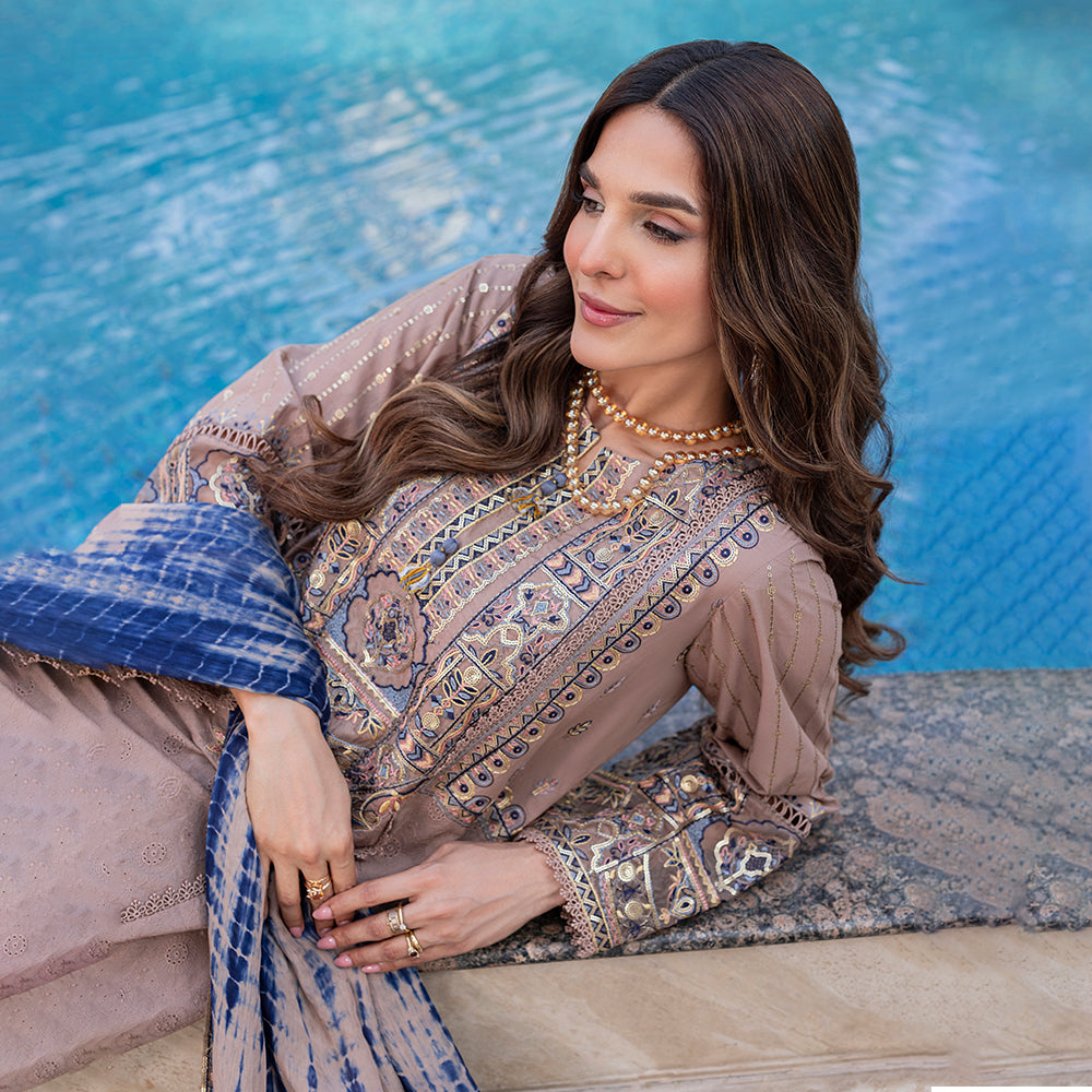 ZR-2532 | ROSE Zahra Rubab